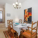 Apartament In With Wifi *